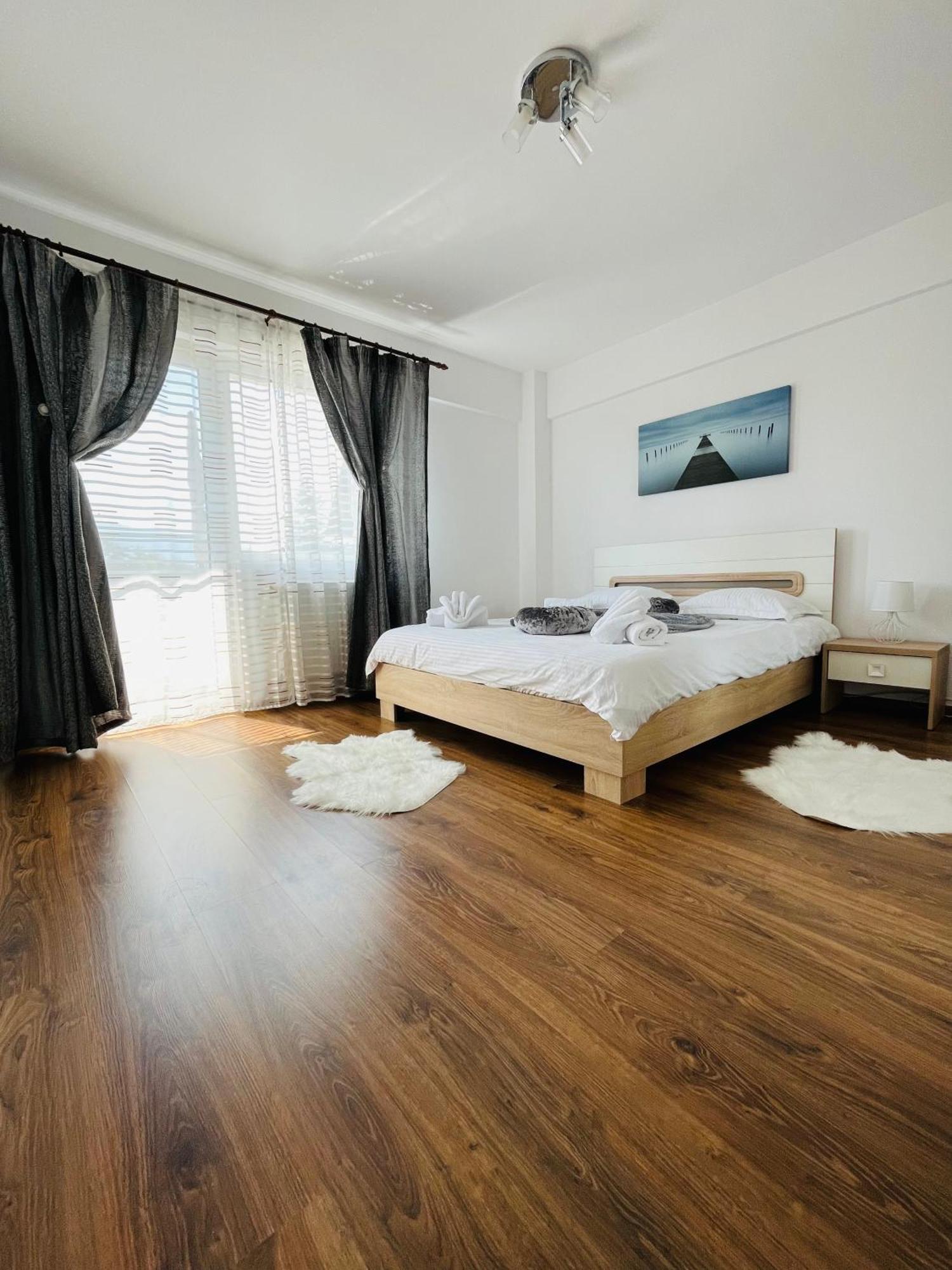 Green Apartaments Zărneşti 外观 照片