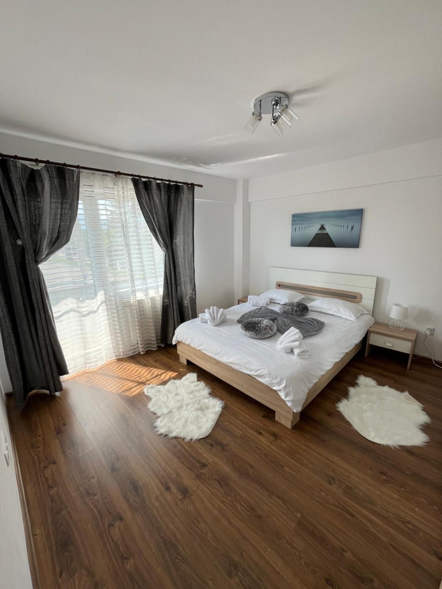 Green Apartaments Zărneşti 外观 照片