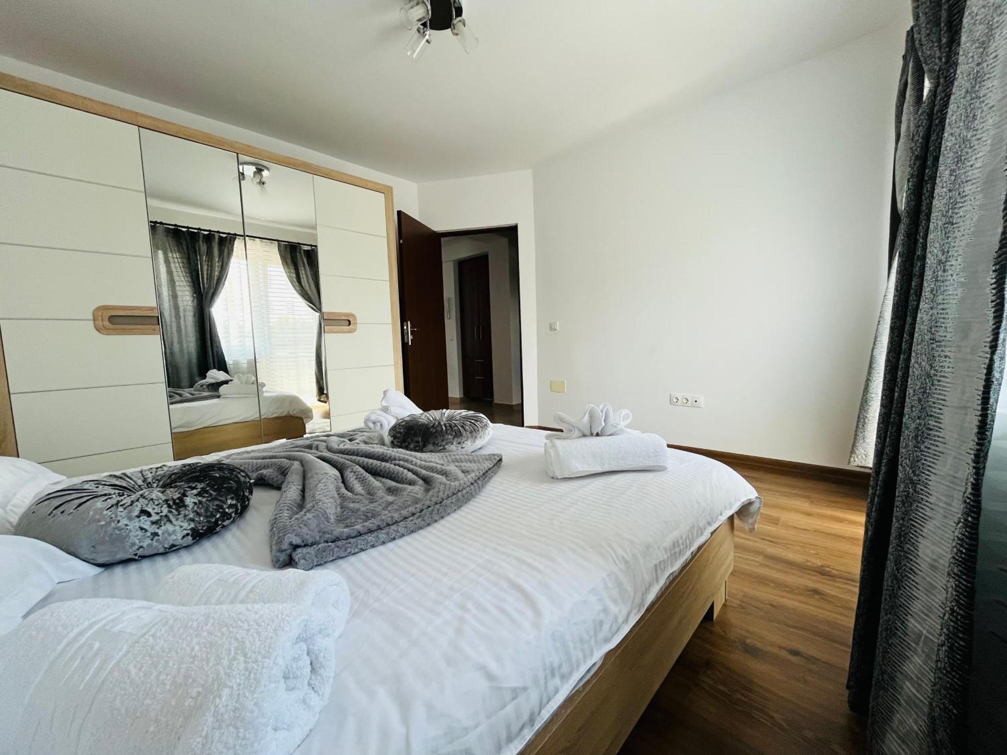 Green Apartaments Zărneşti 外观 照片