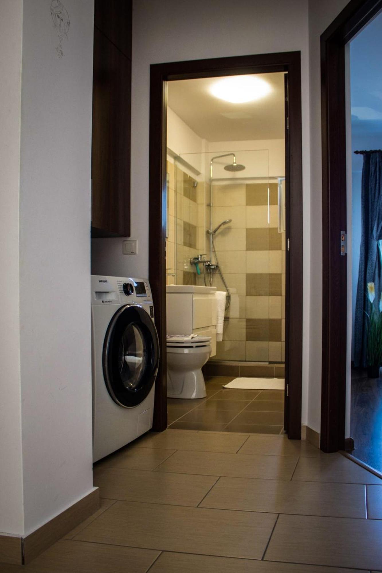 Green Apartaments Zărneşti 外观 照片